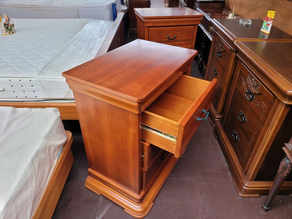 Excelentes mesas de cabeceira madeira maciça - Valor u64584264665987124