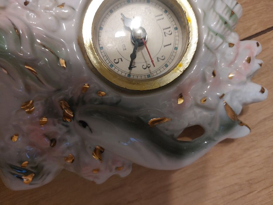 Zegar ceramiczny delfiny quartz biurkowy kominkowy vintage