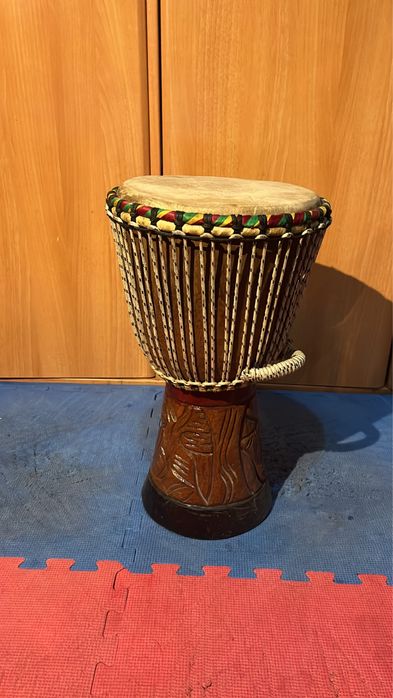 Tambor Africano 49cm x 27 cm