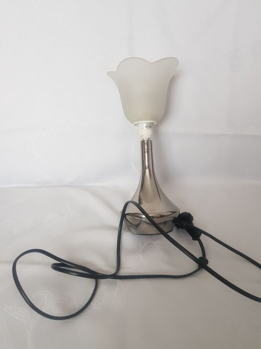 Lampka nocna dotykowa