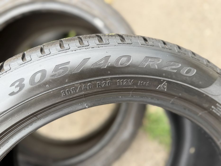 2 колеса  305-40-20 PIRELLI