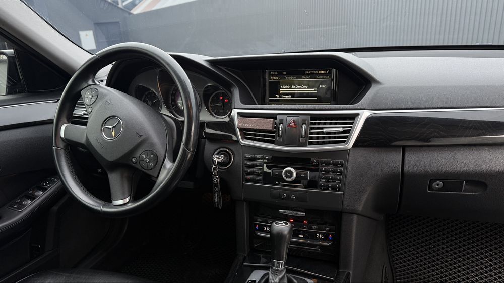 Mercedes-Benz E-Class W212
