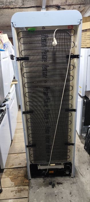 Холодильник SMEG