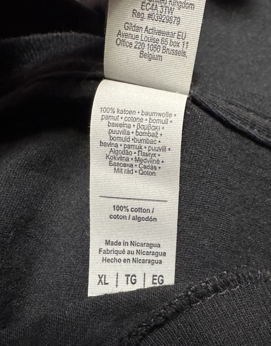 Футболка Gildan ( Pink Floyd).