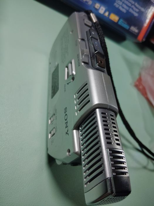 Sony dyktafon kolekcjonerski wysoki model
