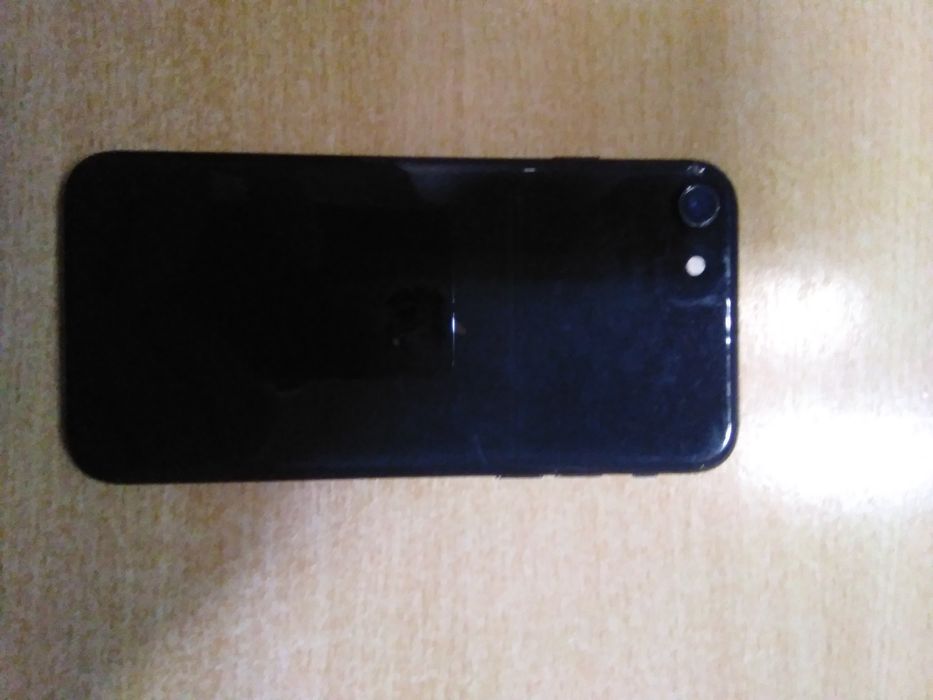 Smartfon iPhone SE 2020