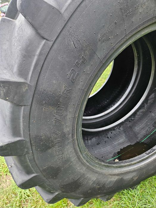 Sprzedam opony 380/70 R 34 Mitas używane