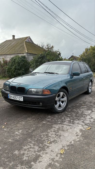 BMW e39 в хорошем состоянии