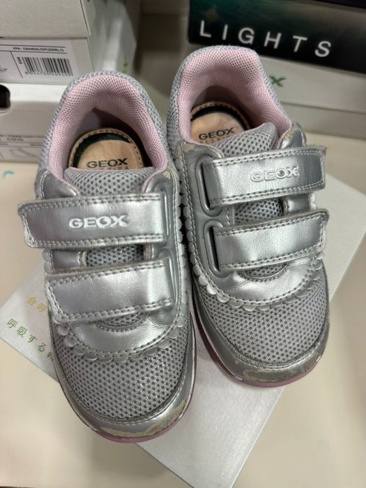 Sapatos Geox menina 26