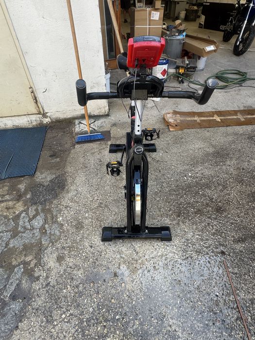 Bicicleta de ginasio