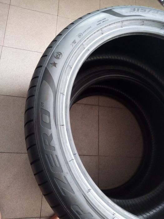 Pneus 315/35/21 Pirelli semi novos Runflat