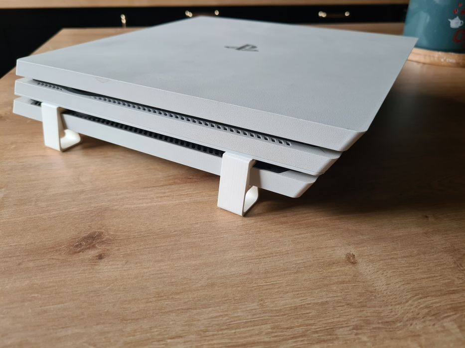 Stopki, uchwyty do ps4