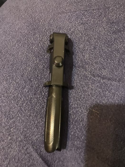 Selfie stick krotki tripod czarny na przycisk