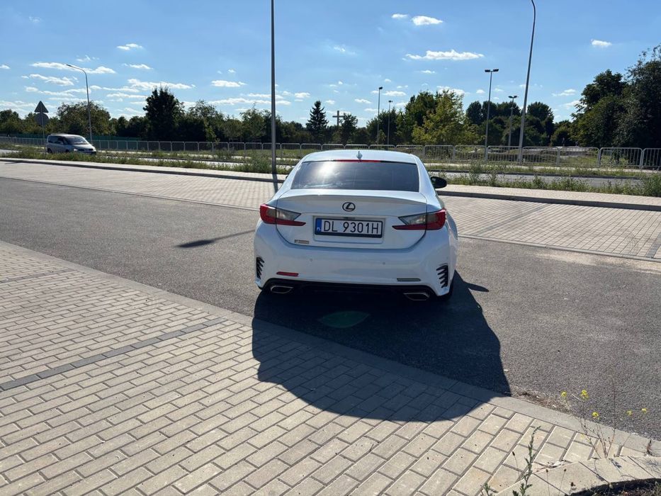 Lexus RC200T   F Type