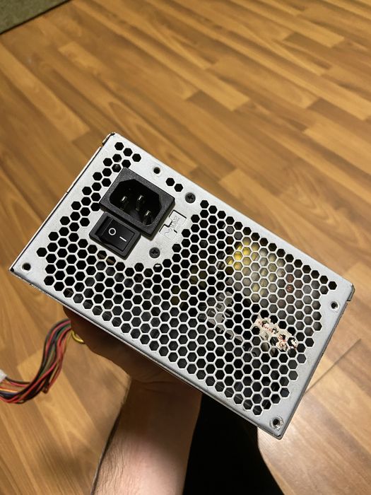 Блок живлення на 400W
