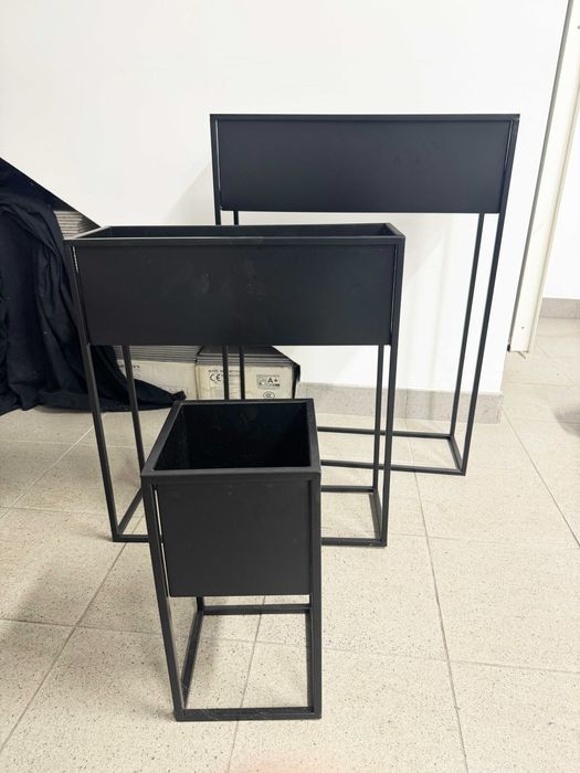 Conjunto de 3 Floreiras em Metal