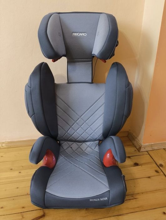 Автокресло Recaro Monza nova2