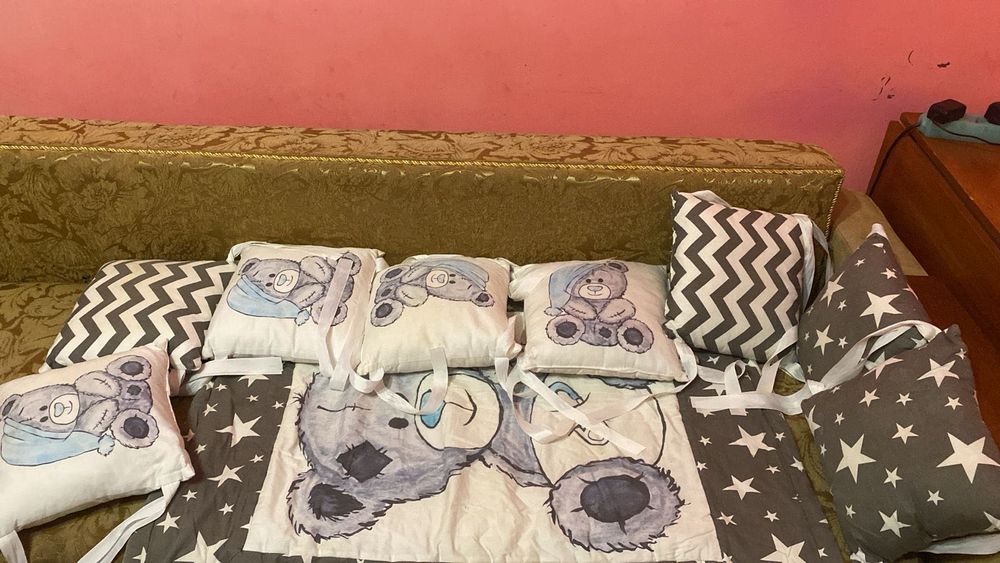 Бортики в дитяче ліжечко