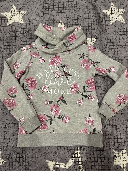 Светрики для дівчинки на ріст 146-152 см