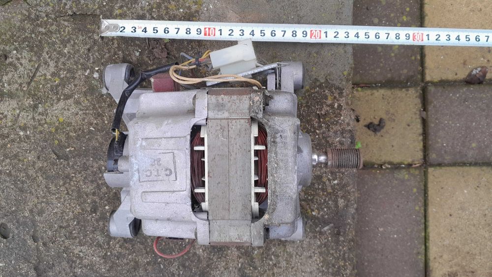 Двигун електричний від пральної машини, 220В