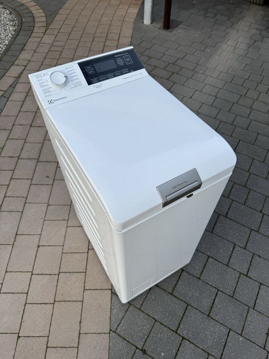 Pralka ładowana od góry Electrolux PerfectCare 700 – uszkodzony bęben