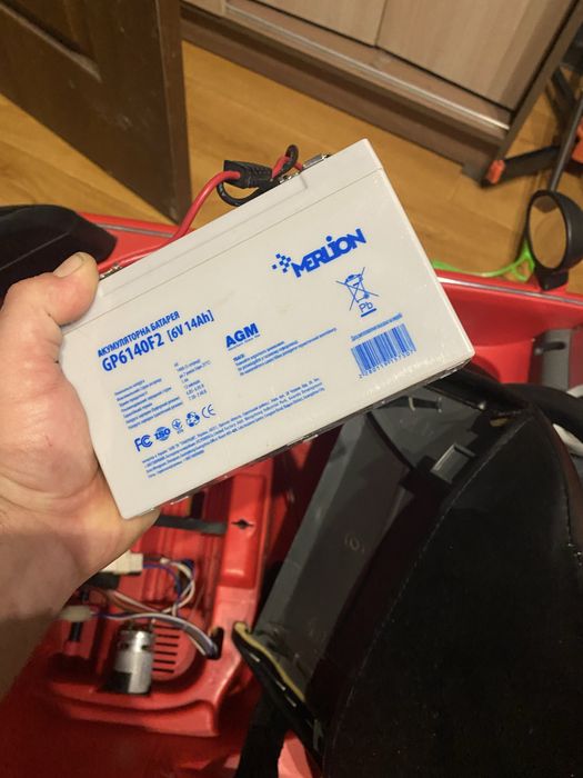 Электромобиль продам