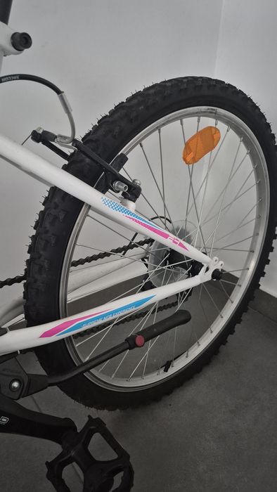 Bicicleta BTT Neon Roda 24 – Excelente Estado