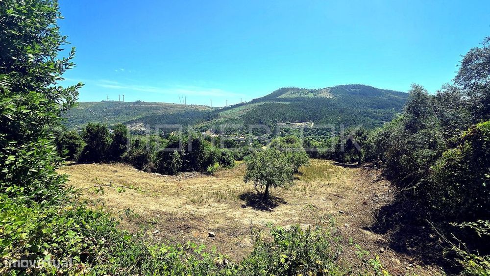 Plot of land for construction with 3,400 m²