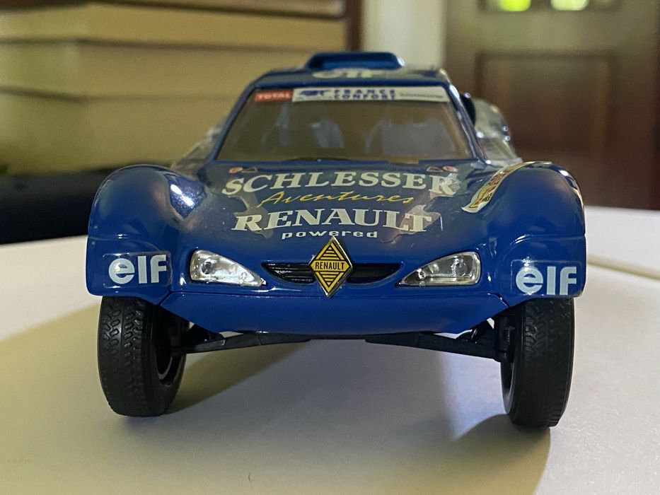 Miniatura Bburago - Buggy Schlesser Renault Mégane (Rali Dakar) - Escala 1/24
