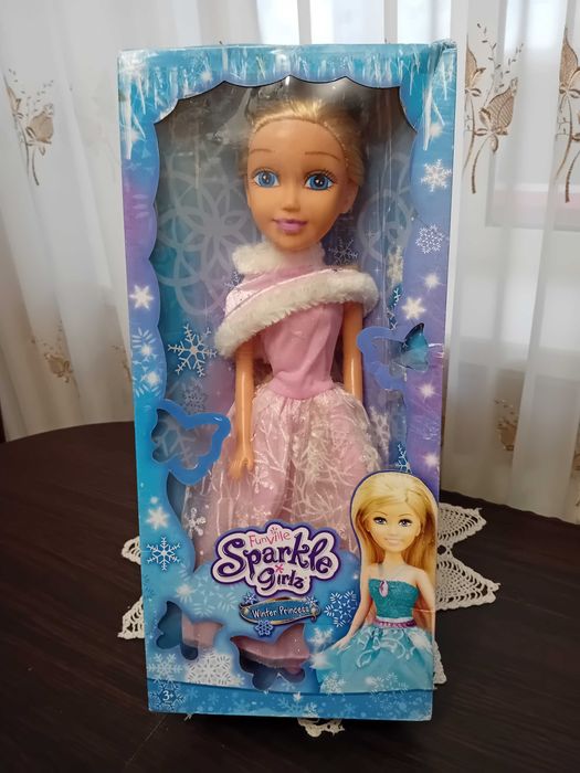Лялька нова велика