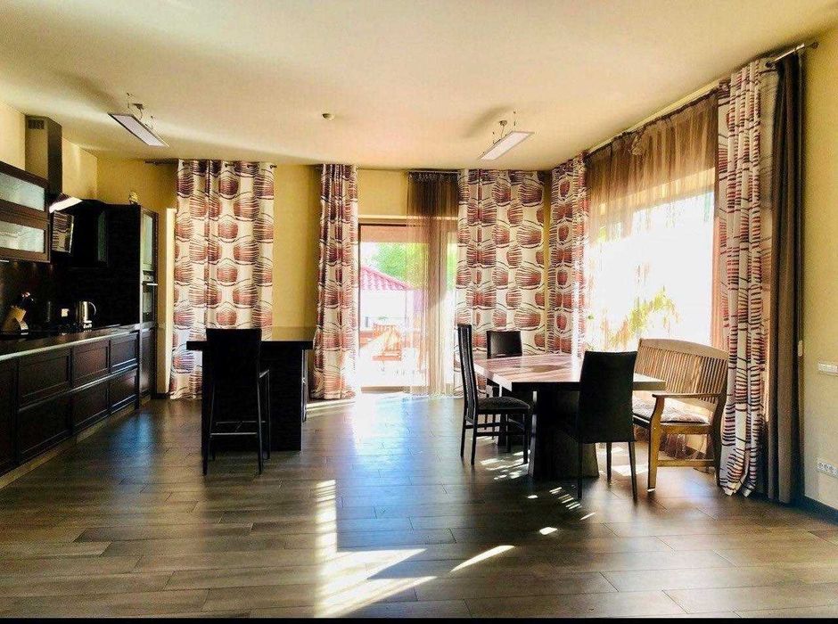 Дом с жилым подвалом 18 соток Свой парк 3 мастер спальни Б Фонтан