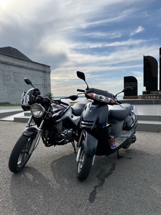 Продам Хонда LEAD100