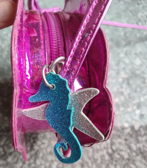 Torebka dla dziewczynki muszla brokat