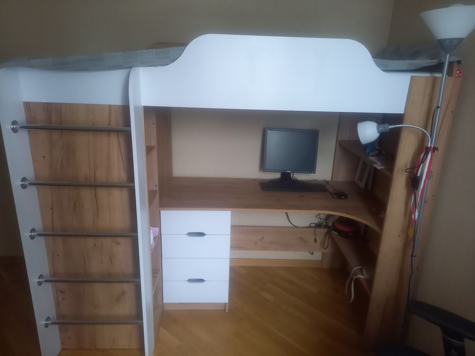 Дитячий меблевий куток