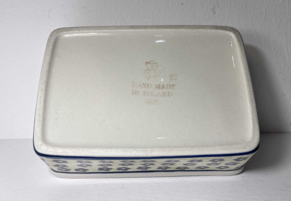 Maselnica/ szkatuła/ puzderko ceramika Bolesławiec, ręcznie malowana.