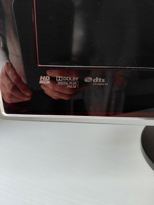 TV Samsung muito bem estimada