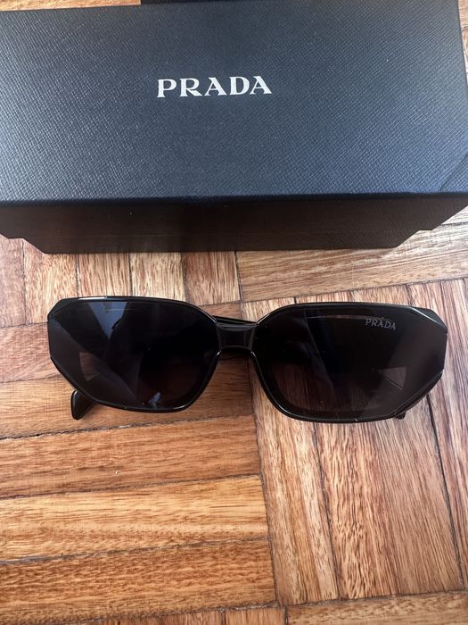 Oculos de sol Prada