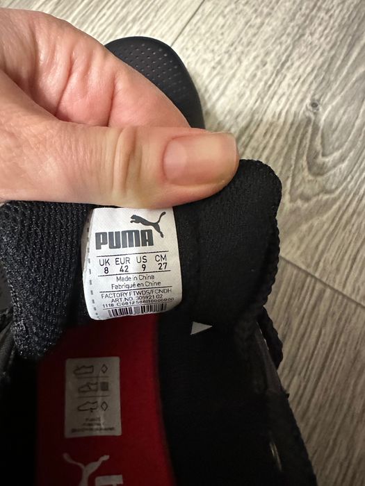 Продам кросівки puma Ferrari