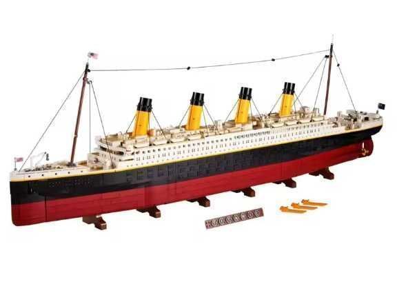 Конструктор «Легендарний Титанік" схожий на  LEGO 9090 летале Код 1069