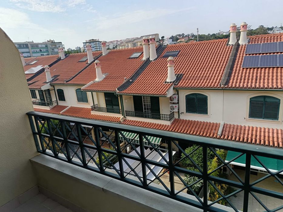 Quarto para arrendar a estudantes universitários