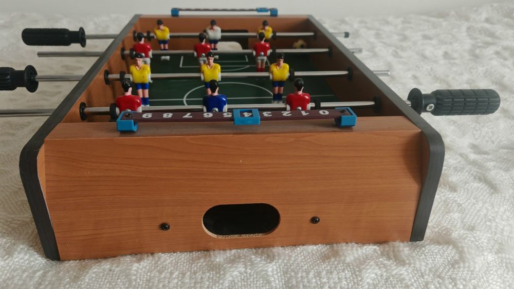 Stół minipiłkarzyki