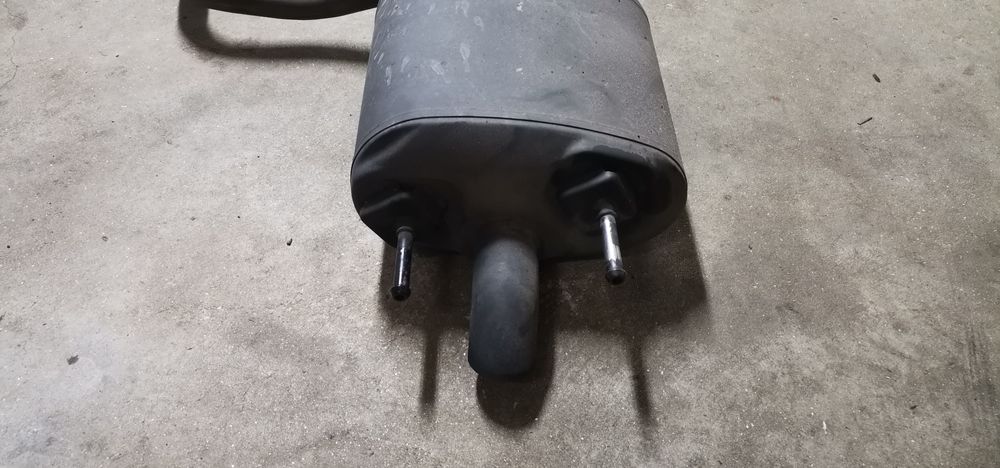 Escape Duplo Lexus is300h