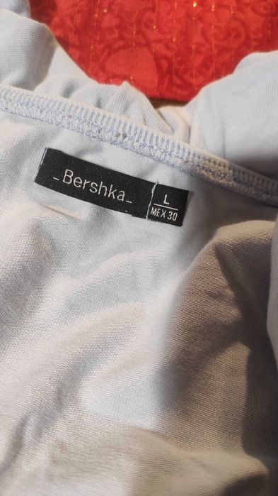 Sprzedam body damskie rozmiar 40 Marka Bershka