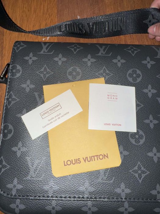 Louis Vuitton Messenger Bag