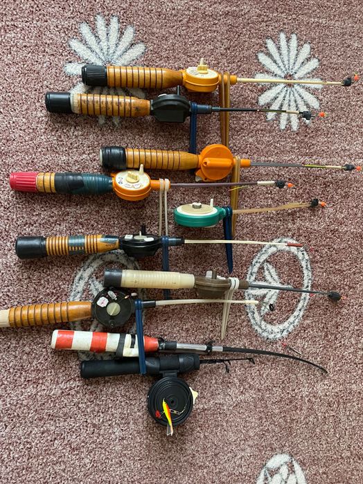 Рибальські снасті різні (вудки, приманки, блешні, мормишки …)