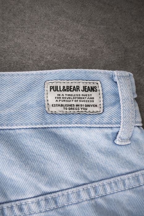 Jeansy Cargo Pull&Bear Oryginalne | Rozmiar EUR 44 | Jak nowe | Jasnoniebieskie