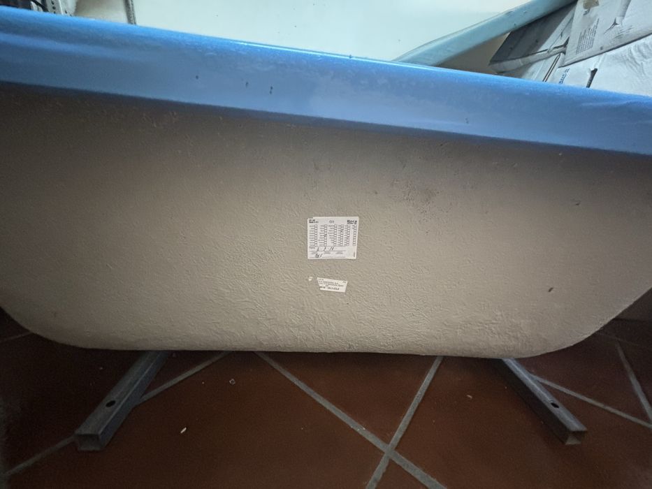 Banheira em fibra - ROCA