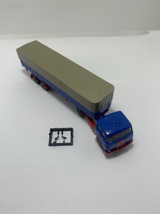 MAN 10.212 da Brekina escala 1/87