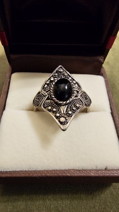 Czarny onyks srebro pierścionek retro