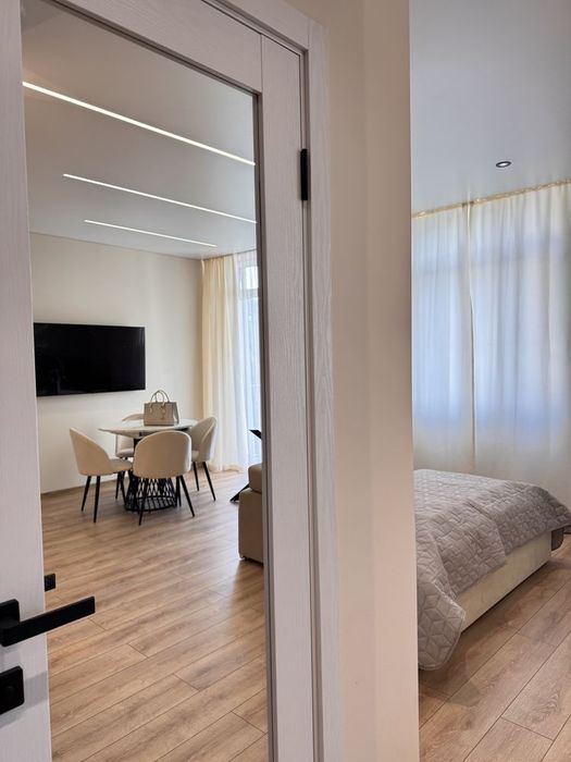 Продаж однокімнатної квартири з диваном| Центр | Однушка | 1,5 к |